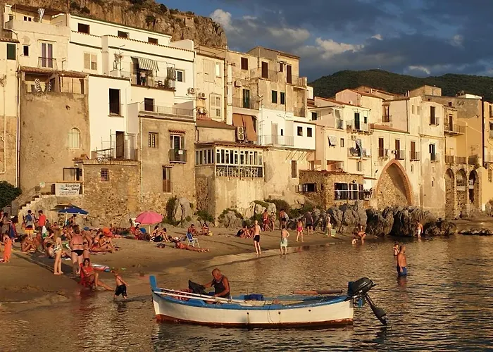 Gaia Holidays Daire Cefalù